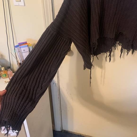 Dark grey grunge cropped sweater - Picture 4 of 4